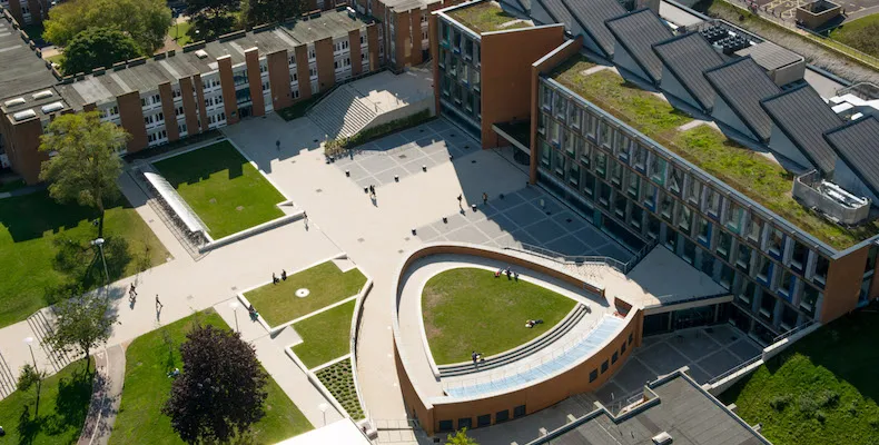 Campus da University of Sussex, em Brighton